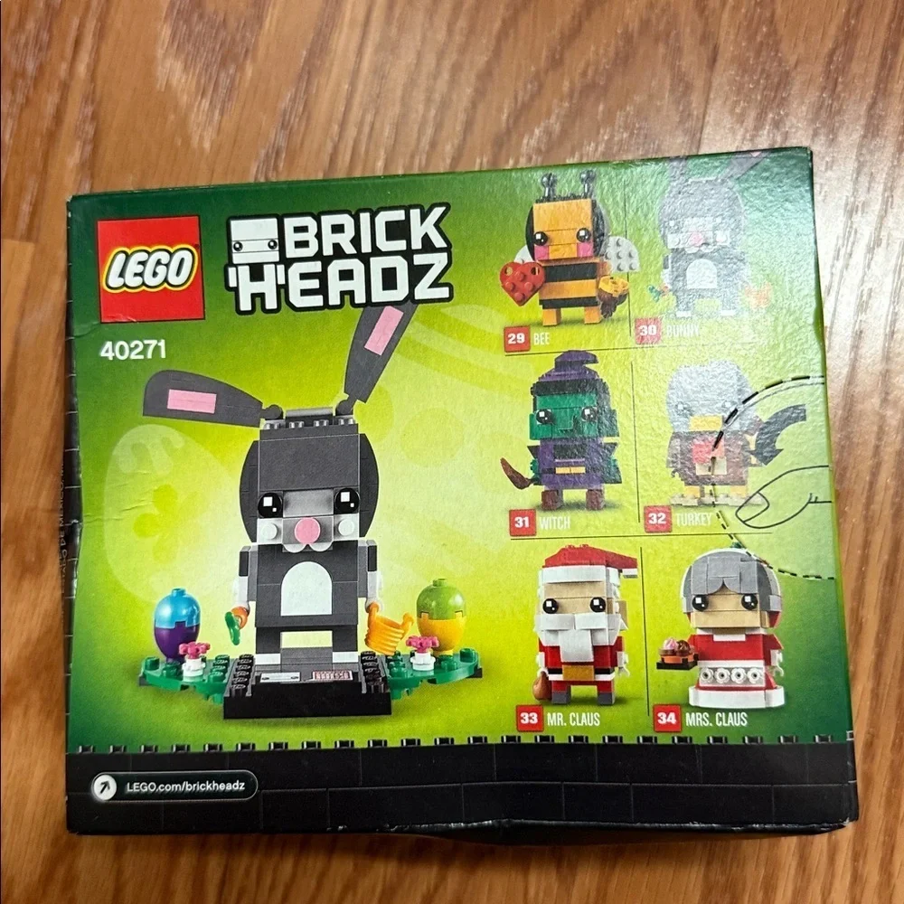 Lego Brickheadz bunny set 40271 new and sealed box 126 pieces retired!